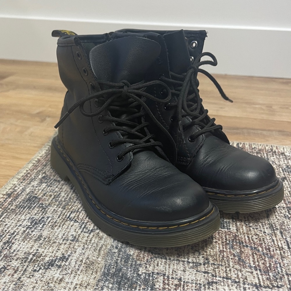 COPY - Doc Martens Kids Girls Black Combat Boots 1460J Black Leather boots Dr.M…